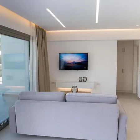 Anthelia Luxury