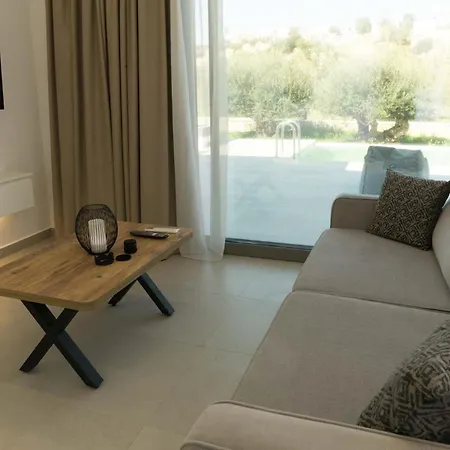 Anthelia Luxury