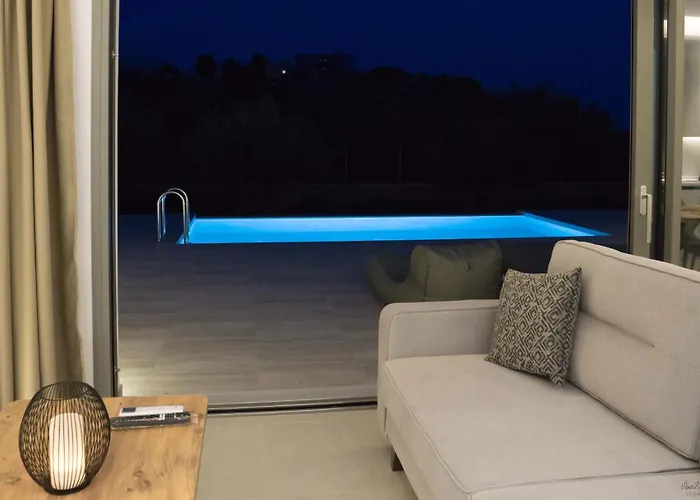 Anthelia Luxury Villa *