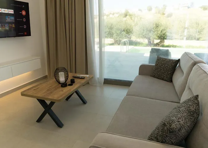 Anthelia Luxury
